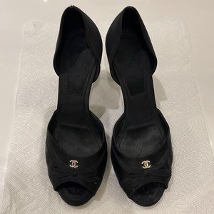 CHANEL Black Satin Peep Toe heels